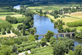 la rivière à St Cyprien, à 2,5km de la maison 