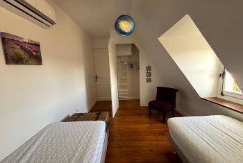 La seconde chambre avec 2 lits simples