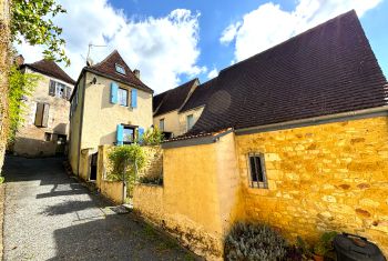 La maison depuis le bas de la rue de la Couture 