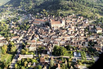 Le village médiéval de St Cyprien 