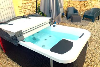 Le Spa deux places, promesses de bons moments de détente